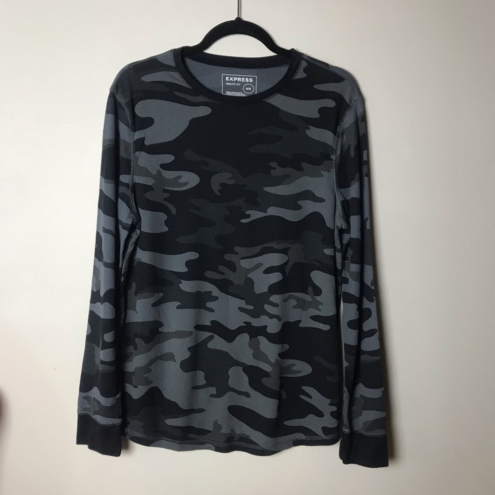 Express men’s camouflage long sleeve shirt